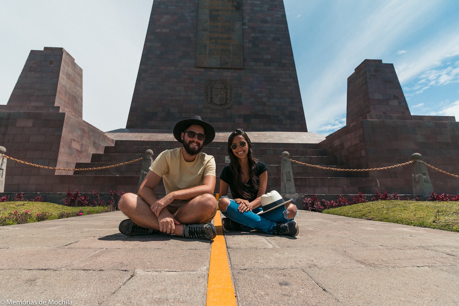 Os melhores passeios em Quito mitad del mundo memorias de mochila